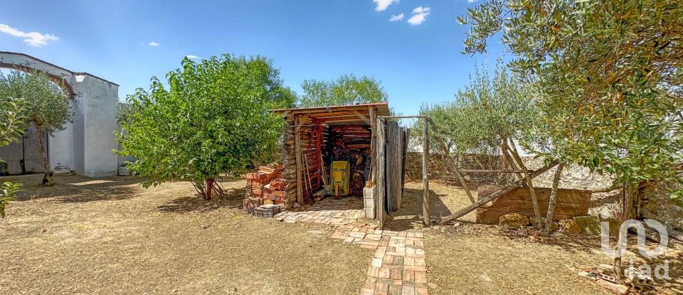 Casa de pueblo 3 habitaciones de 318 m² en Granja de Torrehermosa (06910)