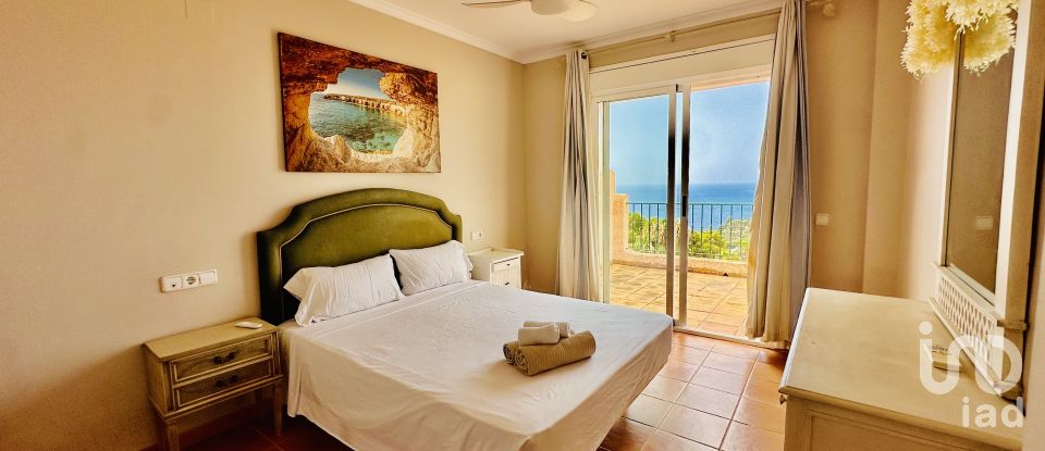 Lodge 4 bedrooms of 146 m² in Altea (03590)
