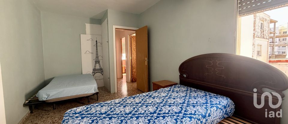 Piso 4 habitaciones de 120 m² en Oliva (46780)