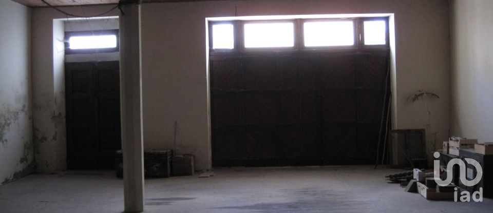 Casa 5 habitaciones de 600 m² en O Valadouro (27770)