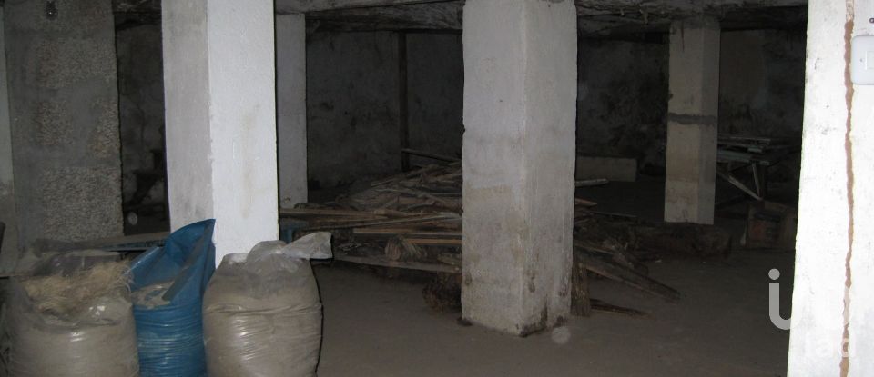 Casa 5 habitaciones de 600 m² en O Valadouro (27770)