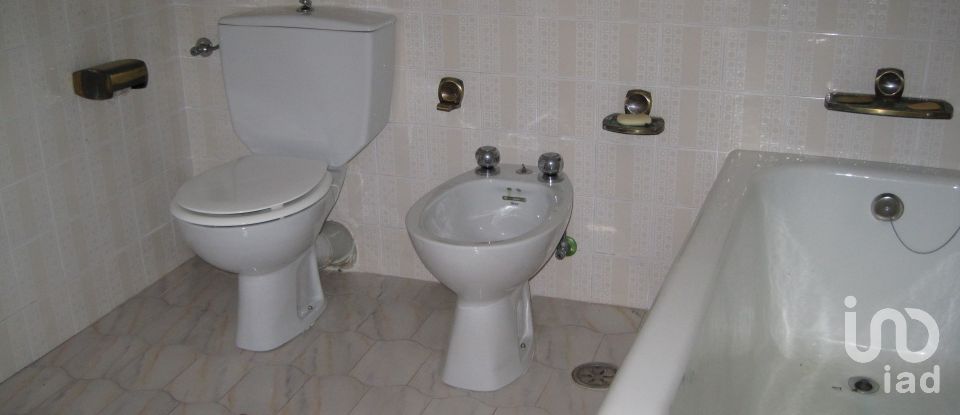 Casa 5 habitaciones de 600 m² en O Valadouro (27770)