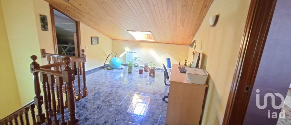 Duplex 4 chambres de 157 m² à Barbastro (22300)