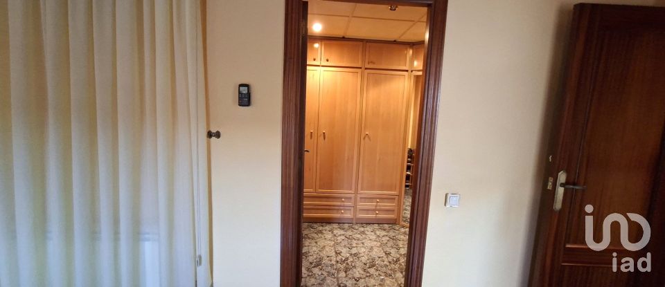 Duplex 4 chambres de 157 m² à Barbastro (22300)