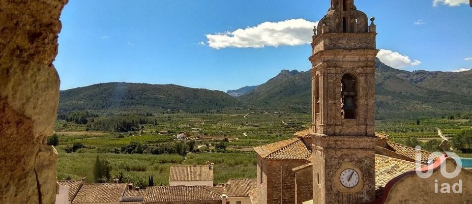 Casa de pueblo 2 habitaciones de 130 m² en Alcalalí (03728)