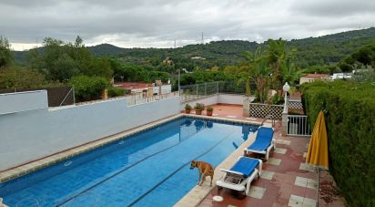 House 4 bedrooms of 253 m² in Badalona (08916)