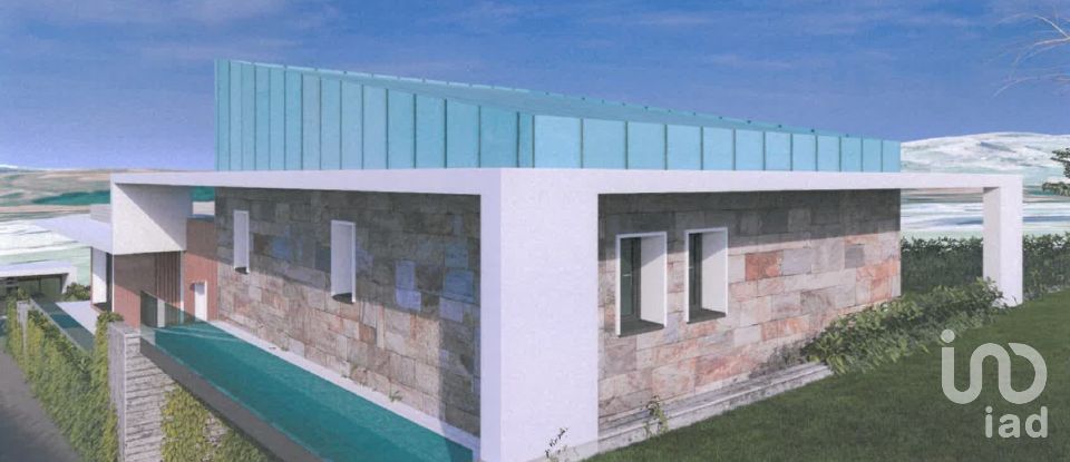 Casa 3 habitaciones de 260 m² en Hinojedo (39350)