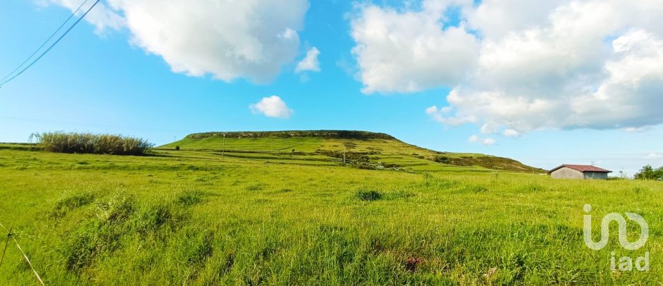 Casa 3 habitaciones de 260 m² en Hinojedo (39350)