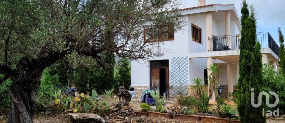 Maison rustique 2 chambres de 168 m² à Sant Carles de La Rapita (43540)