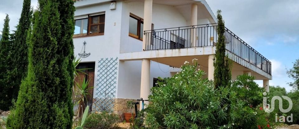 Maison rustique 2 chambres de 168 m² à Sant Carles de La Rapita (43540)