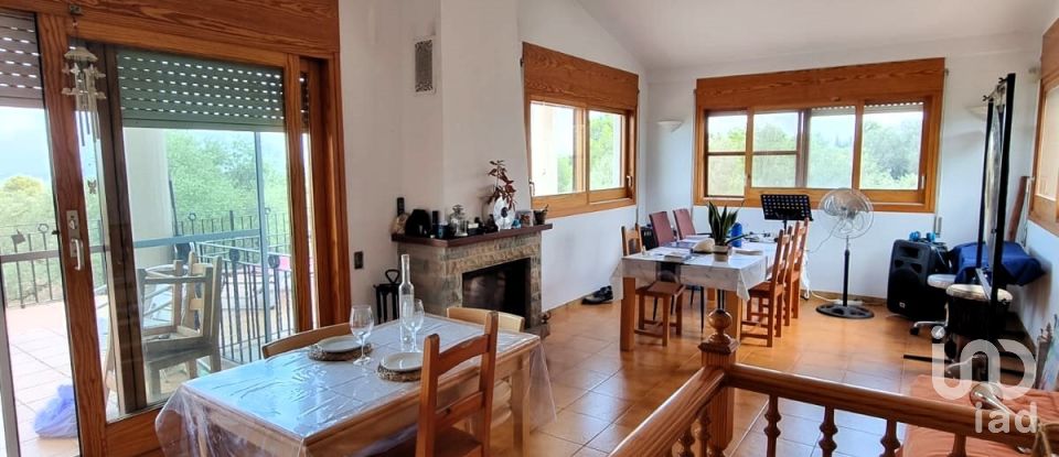 Maison rustique 2 chambres de 168 m² à Sant Carles de La Rapita (43540)