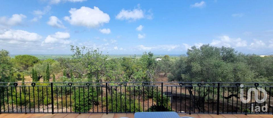 Maison rustique 2 chambres de 168 m² à Sant Carles de La Rapita (43540)