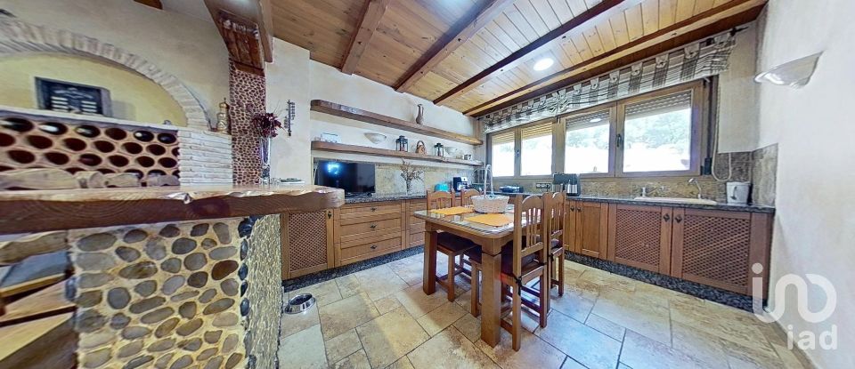 Casa 8 habitacions de 742 m² a Redován (03370)