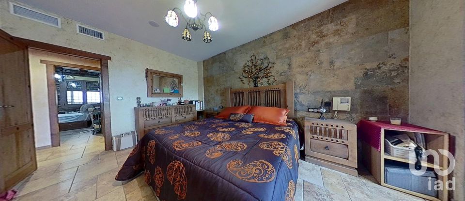 Casa 8 habitacions de 742 m² a Redován (03370)