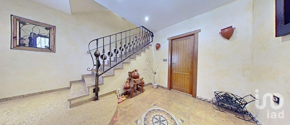 Casa 8 habitacions de 742 m² a Redován (03370)