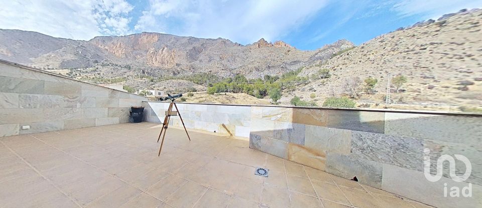 Casa 8 habitacions de 742 m² a Redován (03370)