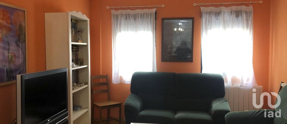 Casa 3 habitaciones de 213 m² en Aldeanueva de la Vera (10440)