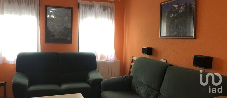 Casa 3 habitaciones de 213 m² en Aldeanueva de la Vera (10440)