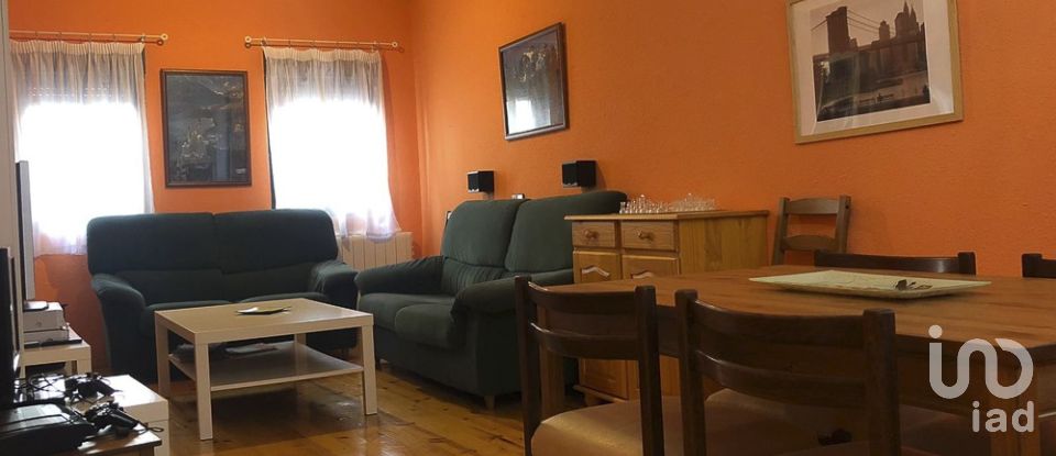 Casa 3 habitaciones de 213 m² en Aldeanueva de la Vera (10440)