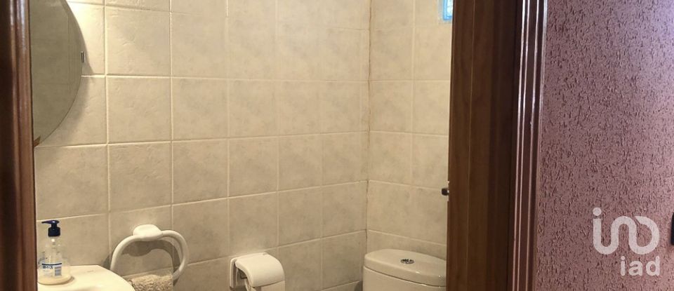 Casa 3 habitaciones de 213 m² en Aldeanueva de la Vera (10440)