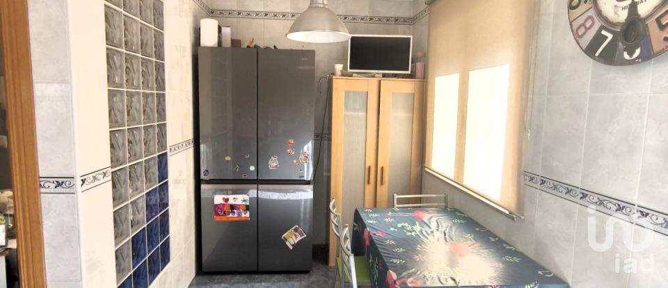 Cottage 2 bedrooms of 220 m² in Lorenzana (24122)