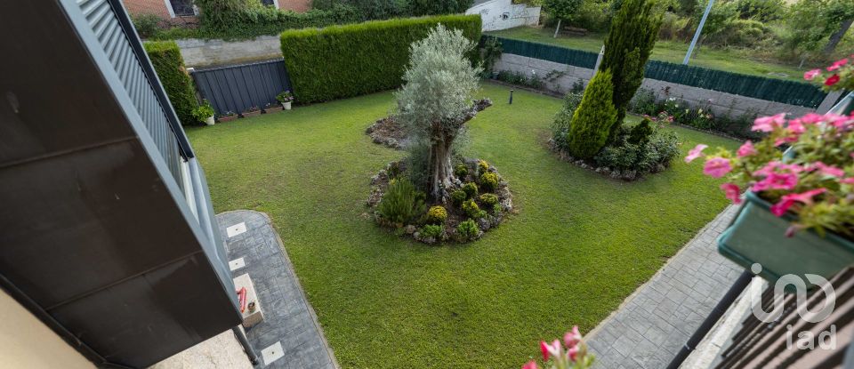 Chalet 5 habitaciones de 550 m² en Villarrodrigo de Las Regueras (24197)