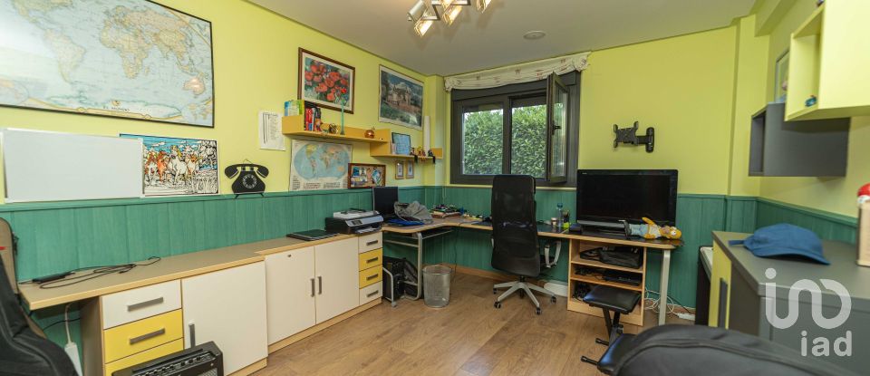 Chalet 5 habitaciones de 550 m² en Villarrodrigo de Las Regueras (24197)