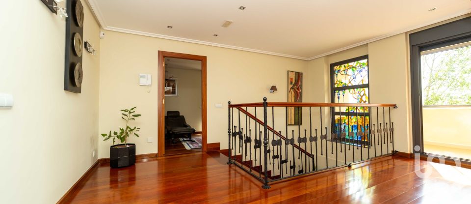 Chalet 5 habitaciones de 550 m² en Villarrodrigo de Las Regueras (24197)