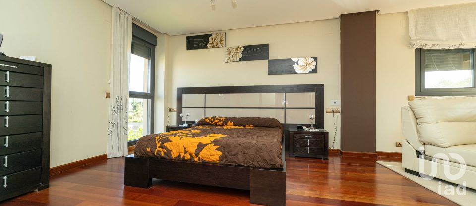 Chalet 5 habitaciones de 550 m² en Villarrodrigo de Las Regueras (24197)