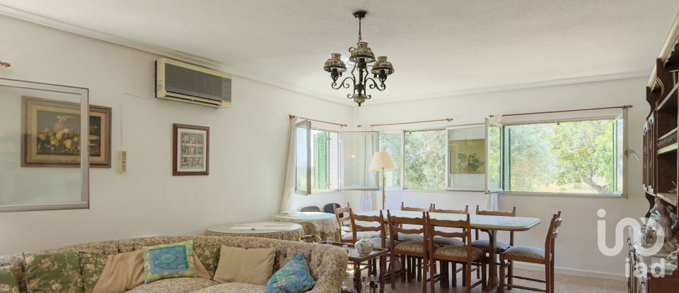 House 4 bedrooms of 239 m² in Mejorada del Campo (28840)