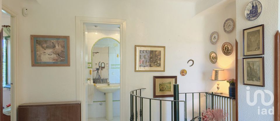 House 4 bedrooms of 239 m² in Mejorada del Campo (28840)