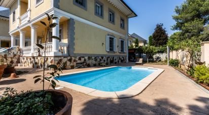 Casa 5 habitaciones de 488 m² en Sabadell (08206)