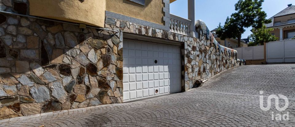 Maison 5 chambres de 488 m² à Sabadell (08206)