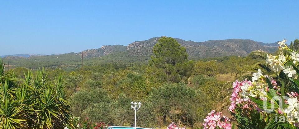 Casa rústica 3 habitacions de 163 m² a Ginestar (43748)