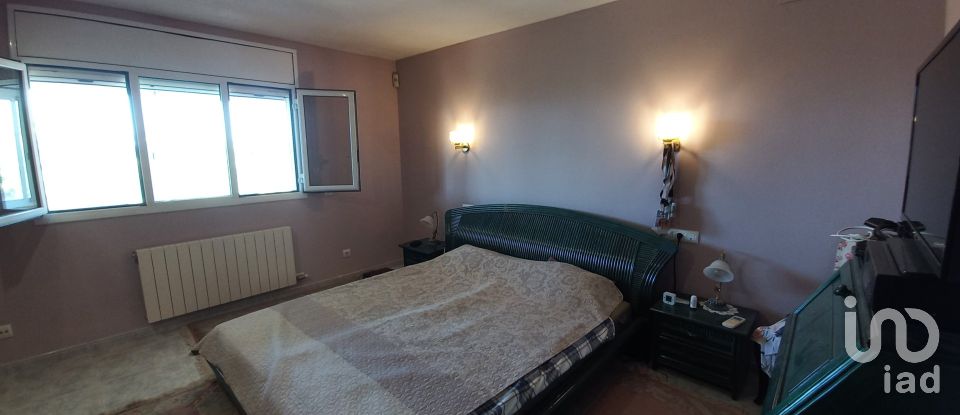 Casa rústica 3 habitacions de 163 m² a Ginestar (43748)