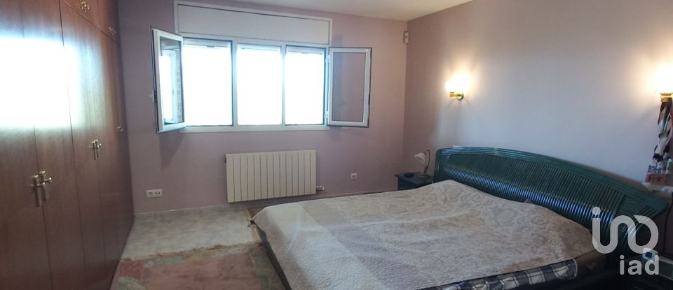 Casa rústica 3 habitacions de 163 m² a Ginestar (43748)