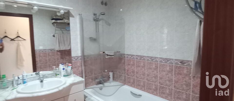 Casa rústica 3 habitacions de 163 m² a Ginestar (43748)