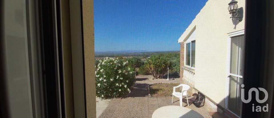 Casa rústica 3 habitacions de 163 m² a Ginestar (43748)