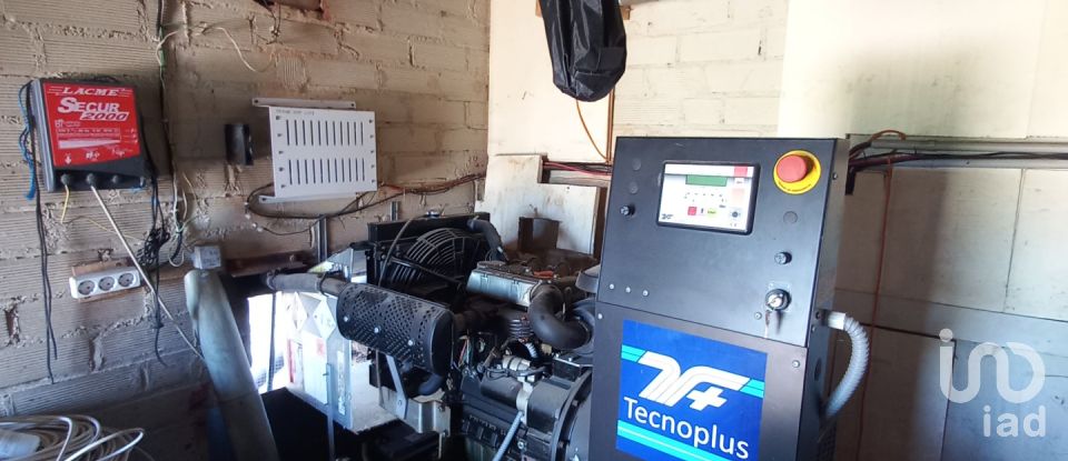 Casa rústica 3 habitacions de 163 m² a Ginestar (43748)