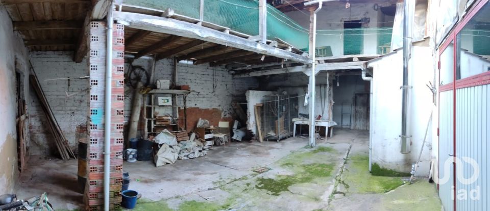 House 6 bedrooms of 594 m² in Quintanilla de Sollamas (24271)