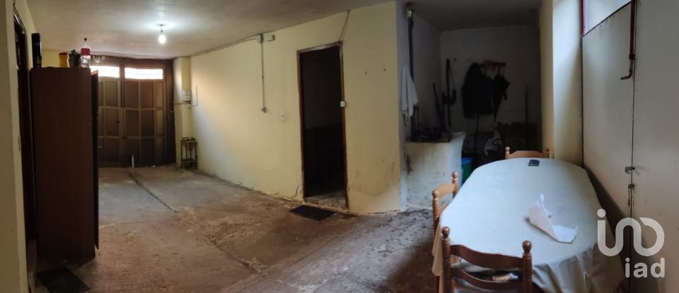 House 6 bedrooms of 594 m² in Quintanilla de Sollamas (24271)