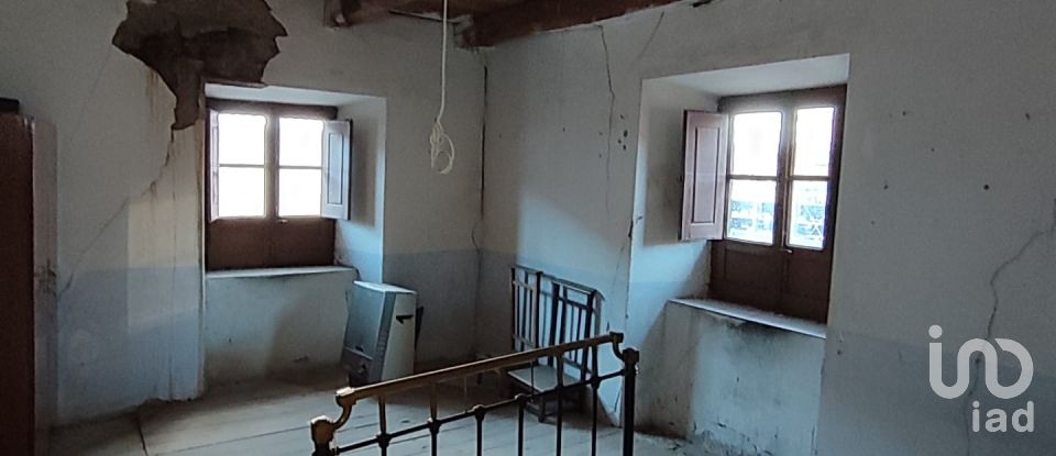 House 6 bedrooms of 594 m² in Quintanilla de Sollamas (24271)