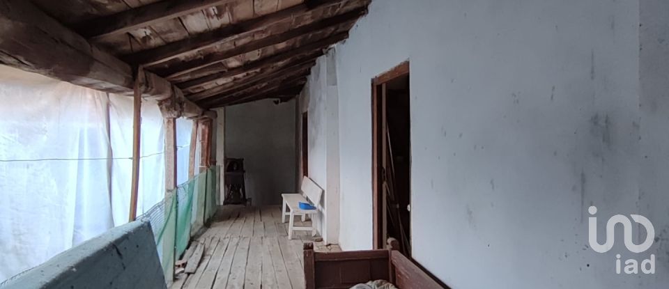 House 6 bedrooms of 594 m² in Quintanilla de Sollamas (24271)