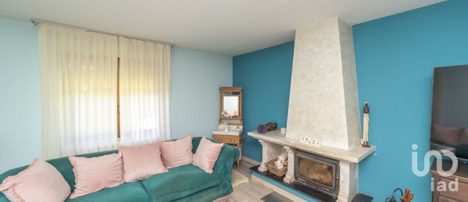 Casa 6 habitacions de 560 m² a Santovenia de la Valdoncina (24391)