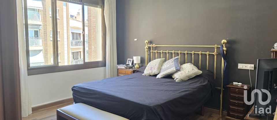 Piso 3 habitaciones de 140 m² en Sabadell (08201)