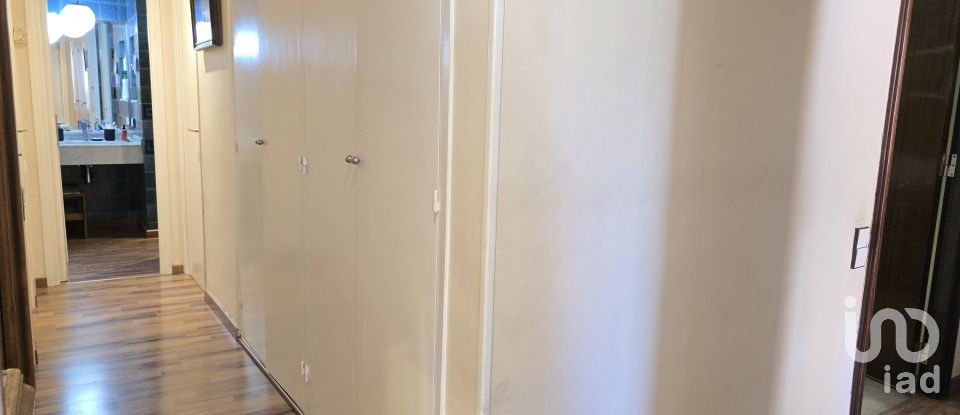 Piso 3 habitaciones de 140 m² en Sabadell (08201)