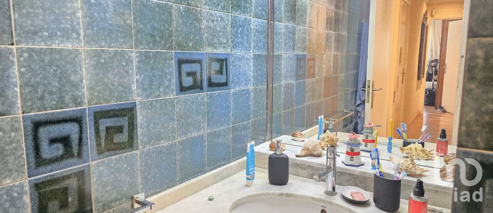 Piso 3 habitaciones de 140 m² en Sabadell (08201)