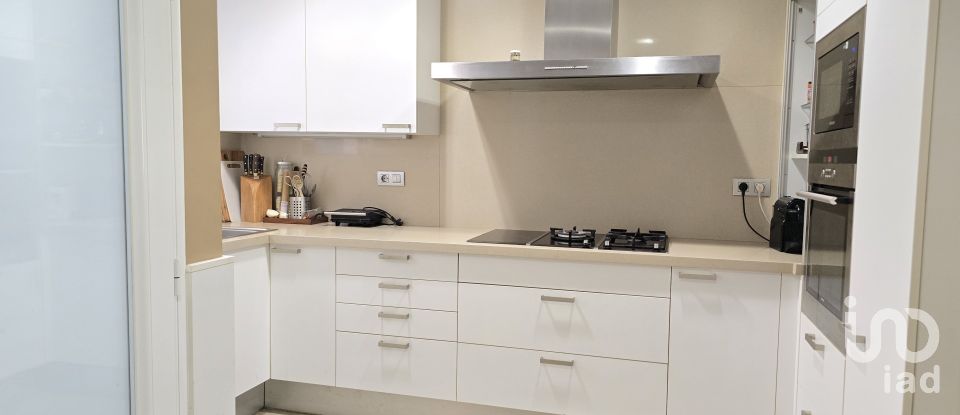 Piso 3 habitaciones de 140 m² en Sabadell (08201)