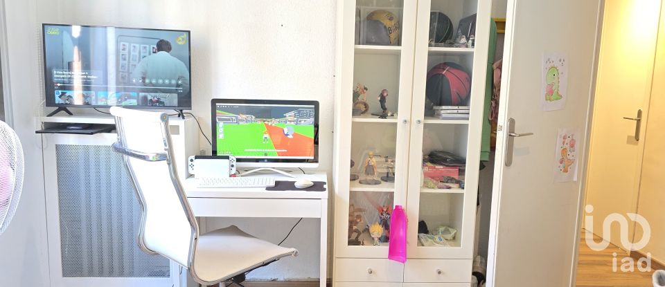 Piso 3 habitaciones de 140 m² en Sabadell (08201)