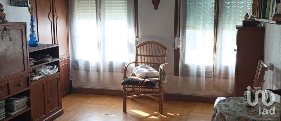 Casa 10 habitaciones de 298 m² en La Bañeza (24750)